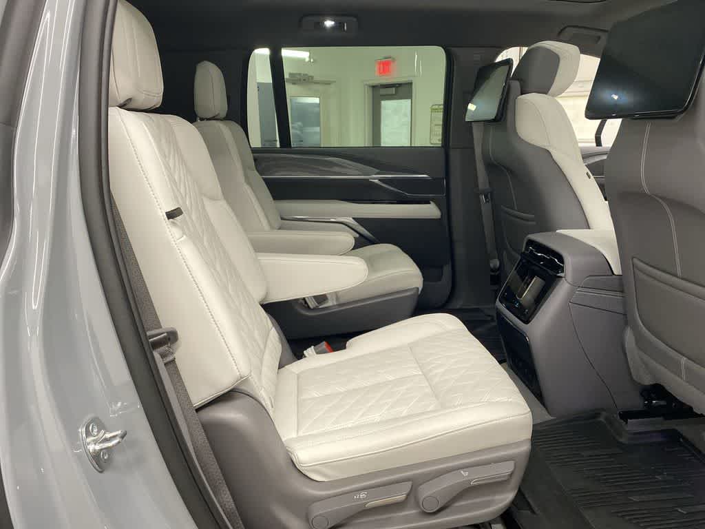 2026 Cadillac ESCALADE IQL Sport