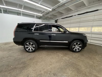 2018 Cadillac Escalade Platinum