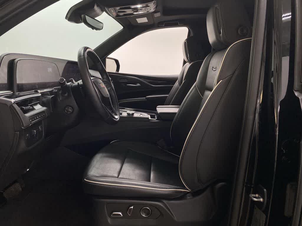 2023 Cadillac Escalade 4WD Sport