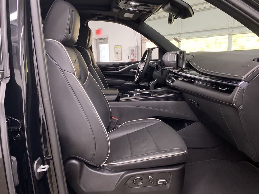 2023 Cadillac Escalade 4WD Sport