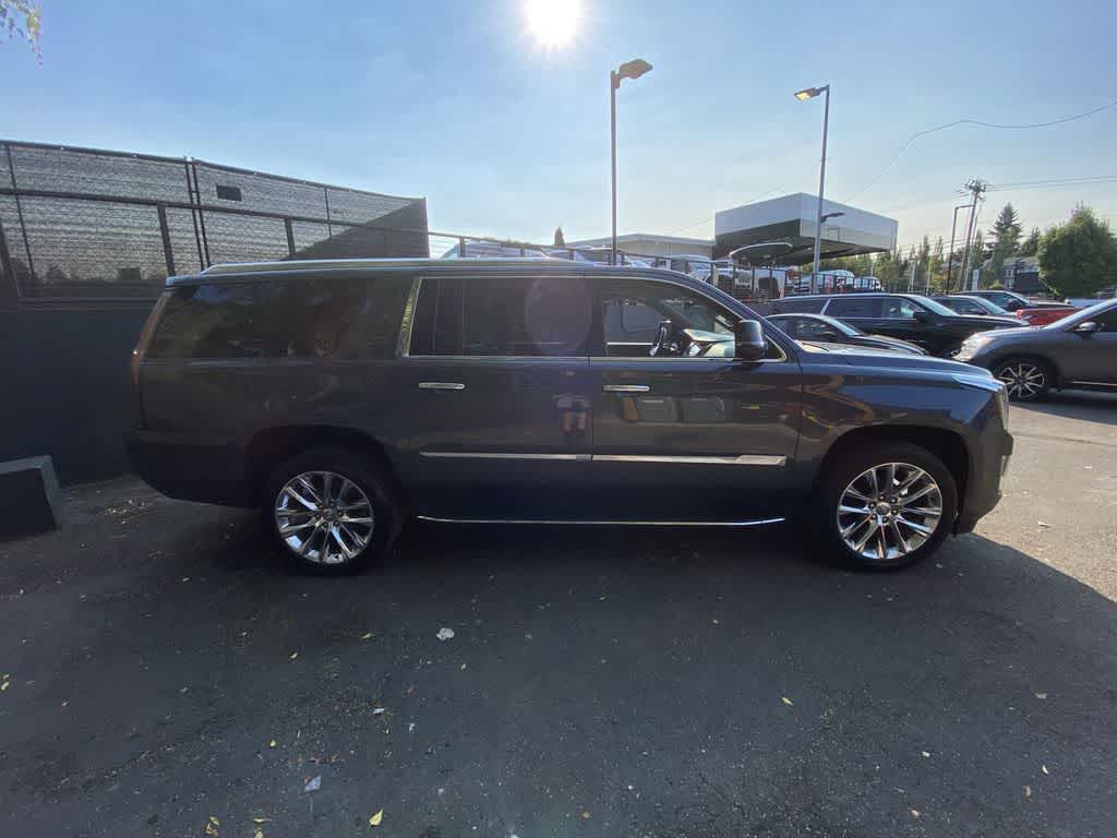 2020 Cadillac Escalade ESV Premium Luxury