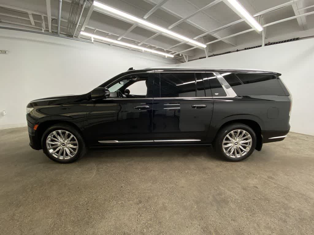 2024 Cadillac Escalade ESV Premium Luxury