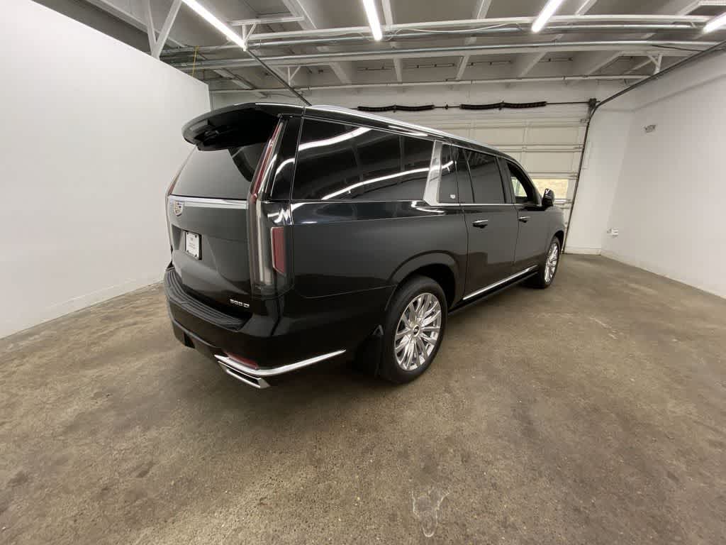 2024 Cadillac Escalade ESV Premium Luxury