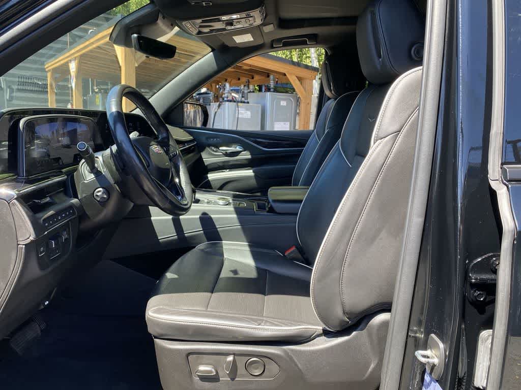 2022 Cadillac Escalade ESV Sport