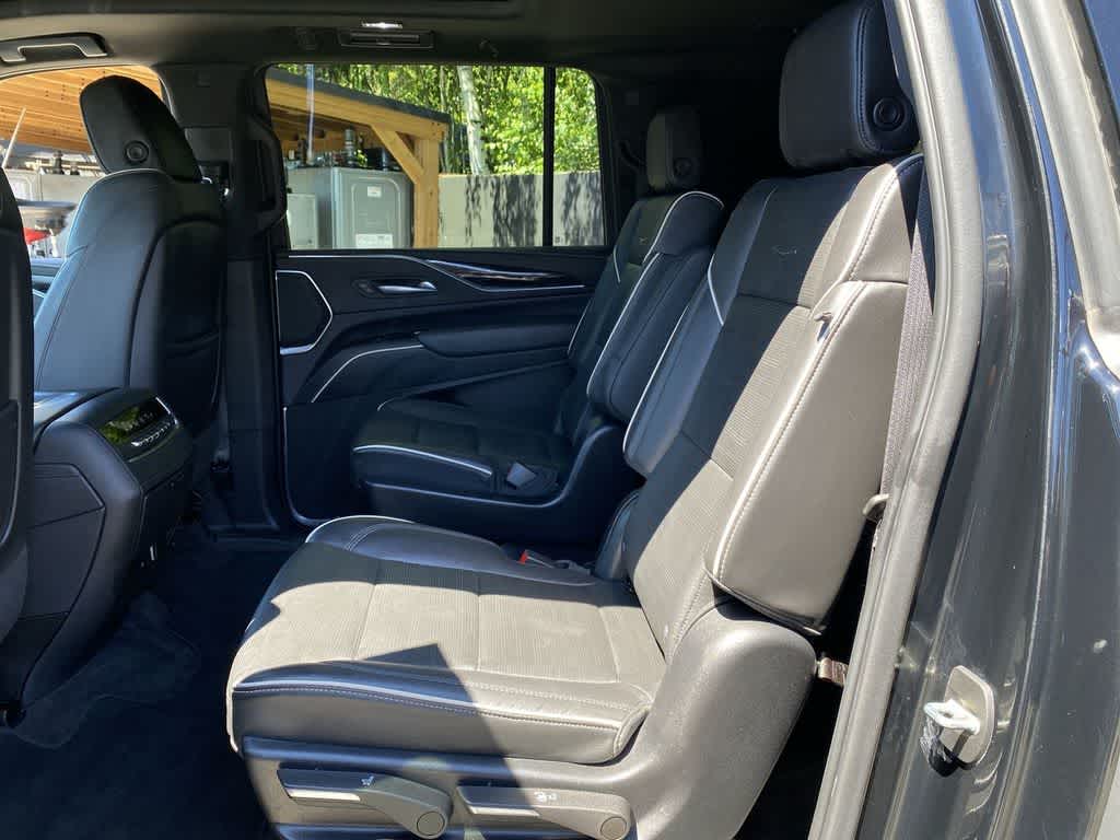 2022 Cadillac Escalade ESV Sport