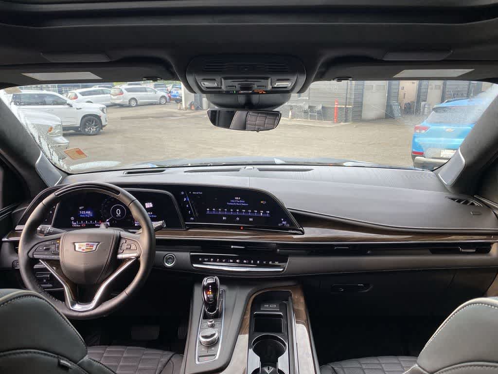 2024 Cadillac Escalade ESV Sport Platinum