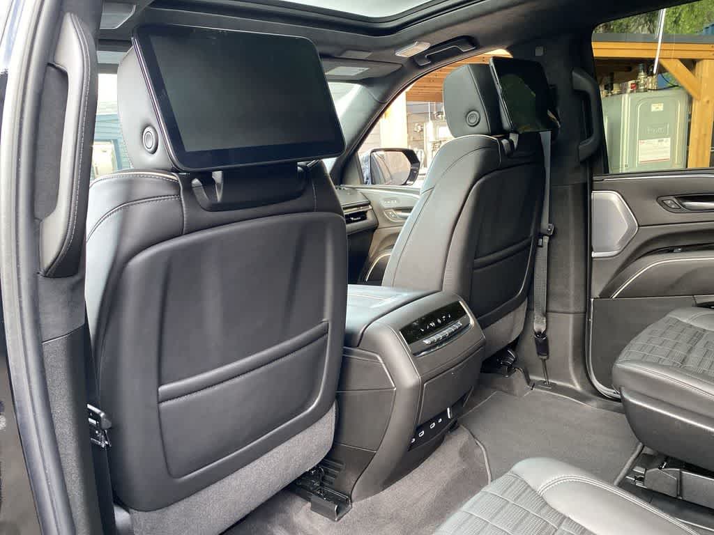 2024 Cadillac Escalade ESV Sport Platinum