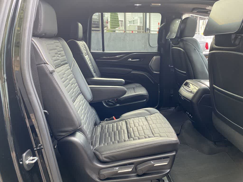 2024 Cadillac Escalade ESV Sport Platinum
