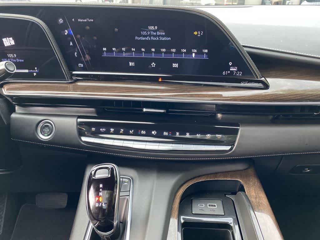 2024 Cadillac Escalade ESV Sport Platinum