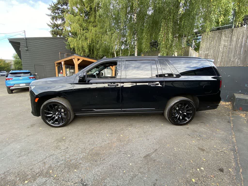 2024 Cadillac Escalade ESV Sport Platinum