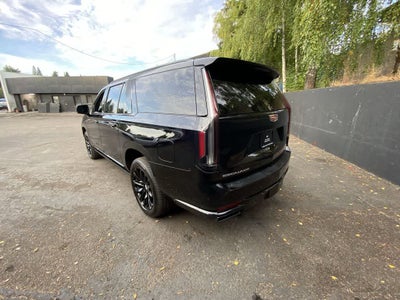 2024 Cadillac Escalade ESV Sport Platinum