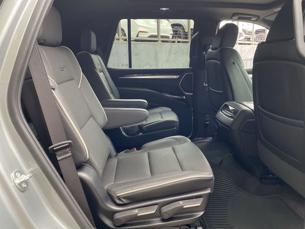 2025 Cadillac Escalade Premium Luxury