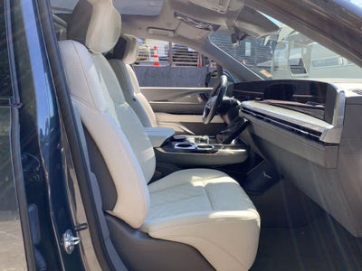 2025 Cadillac ESCALADE IQ Luxury 1