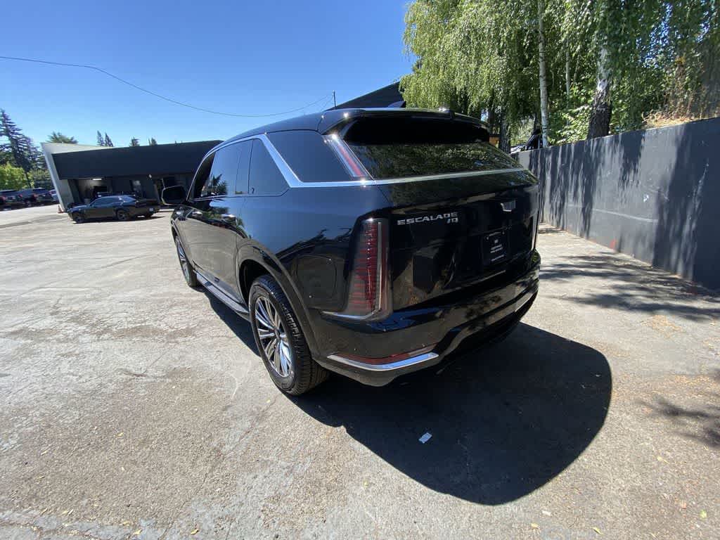 2026 Cadillac ESCALADE IQ Luxury