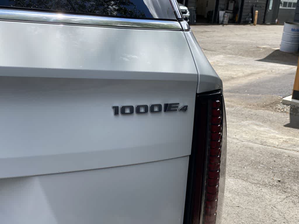 2025 Cadillac ESCALADE IQ Luxury 2