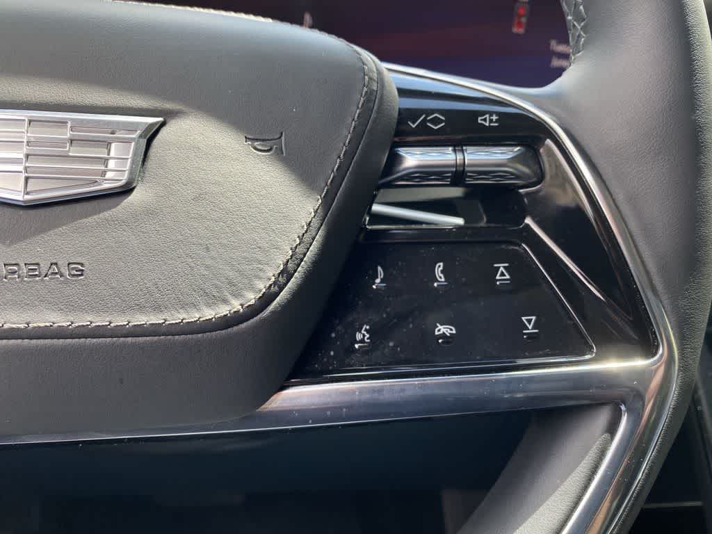 2025 Cadillac ESCALADE IQ Luxury 2