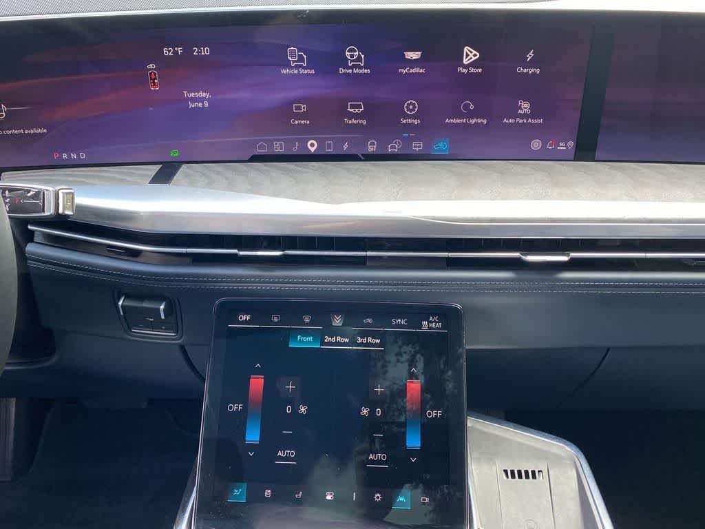 2025 Cadillac ESCALADE IQ Luxury 2
