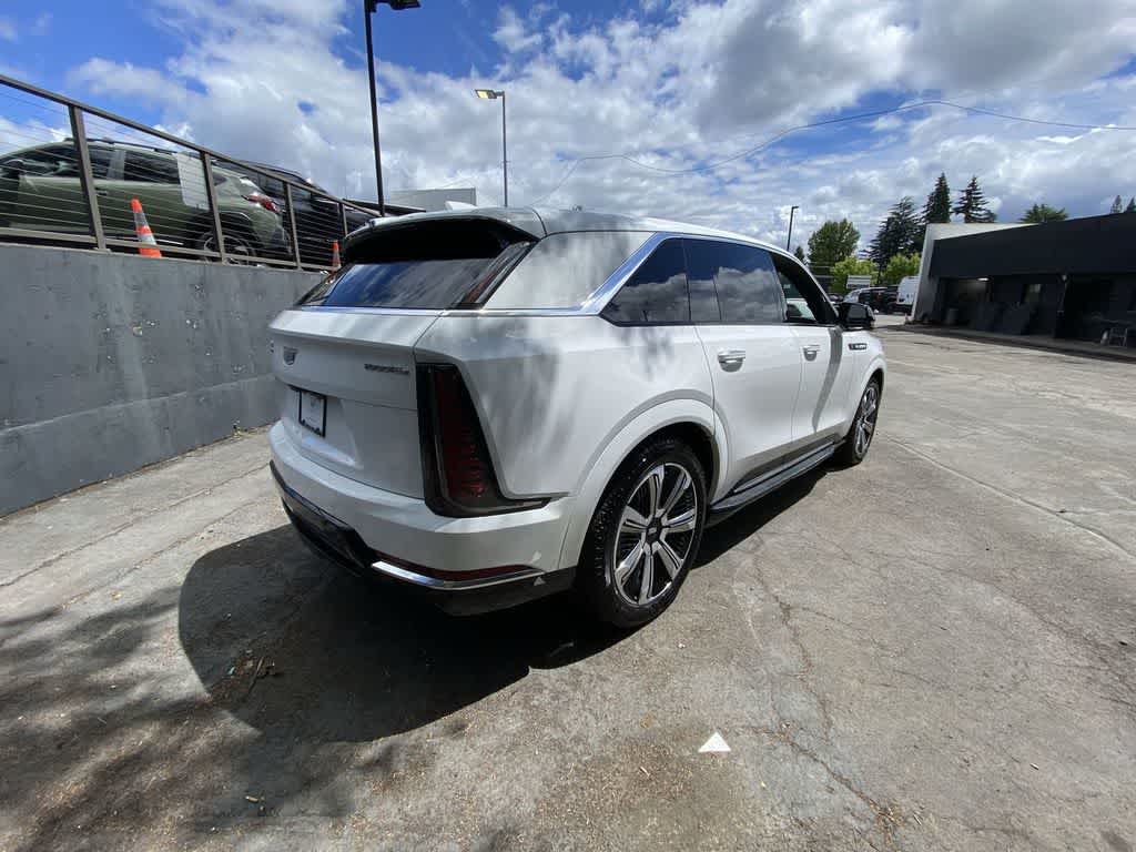 2025 Cadillac ESCALADE IQ Luxury 2