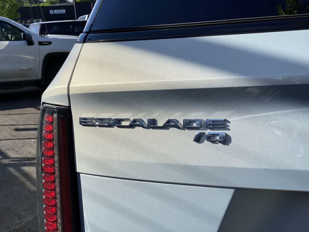 2025 Cadillac ESCALADE IQ Sport 1