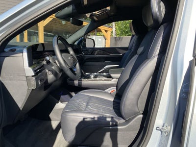 2025 Cadillac ESCALADE IQ Sport 1