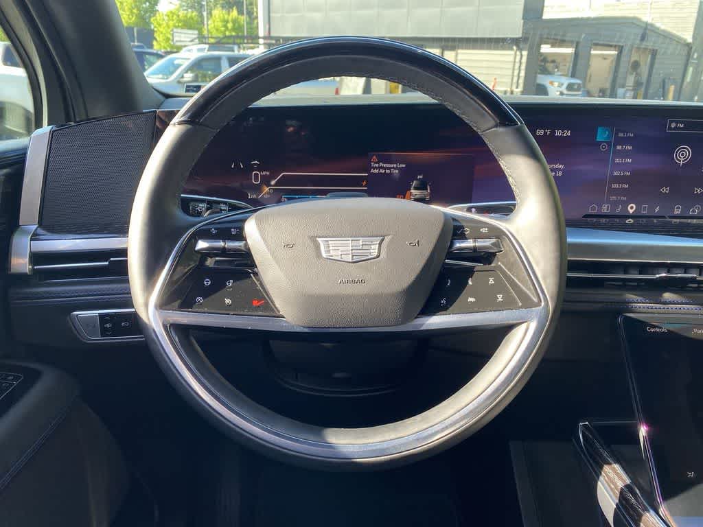 2025 Cadillac ESCALADE IQ Sport 1