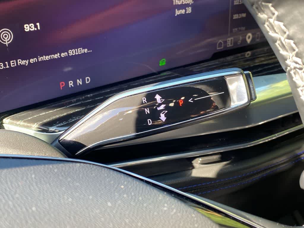 2025 Cadillac ESCALADE IQ Sport 1