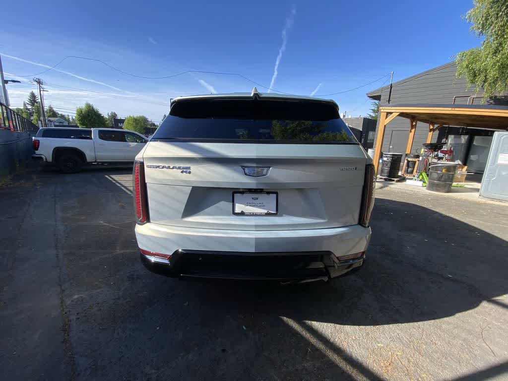 2025 Cadillac ESCALADE IQ Sport 1