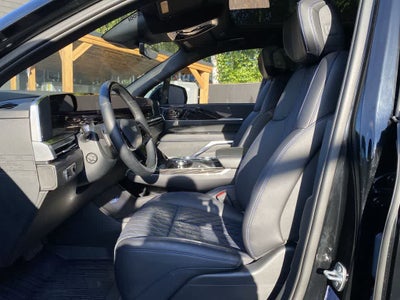 2026 Cadillac ESCALADE IQ Sport
