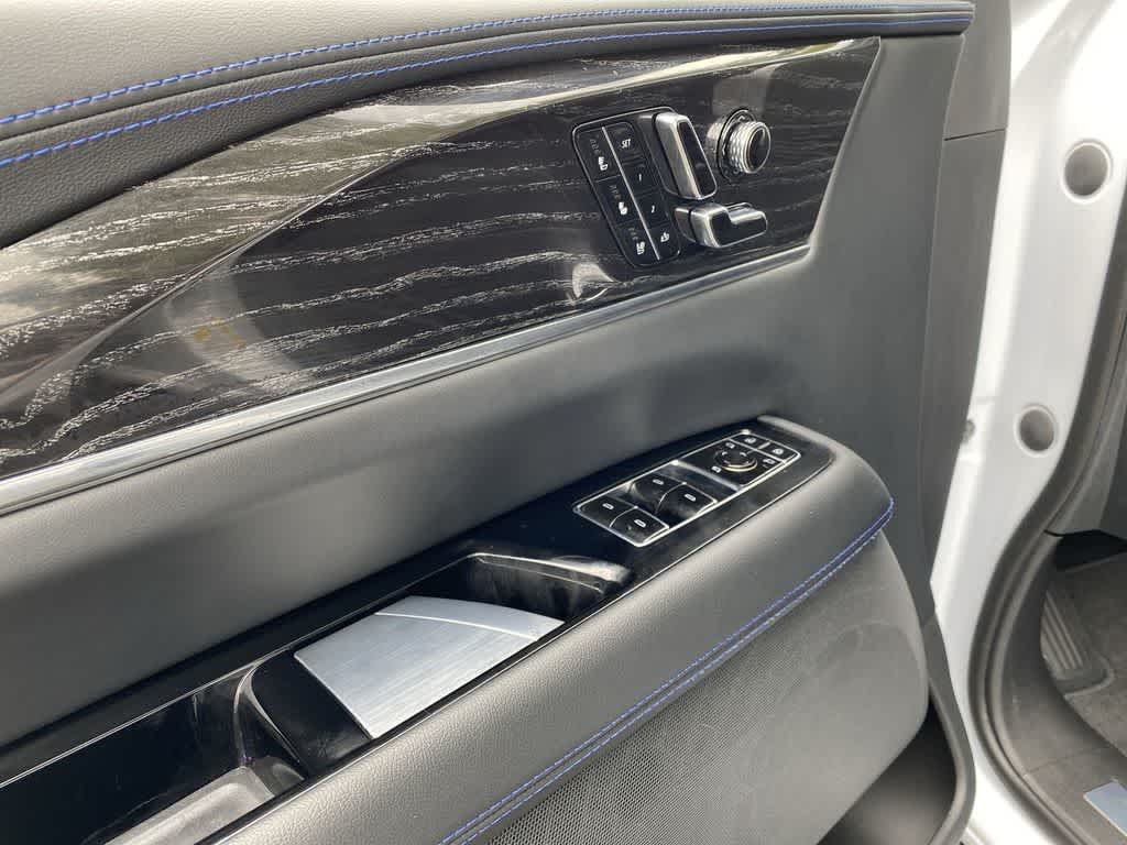 2026 Cadillac ESCALADE IQ Sport