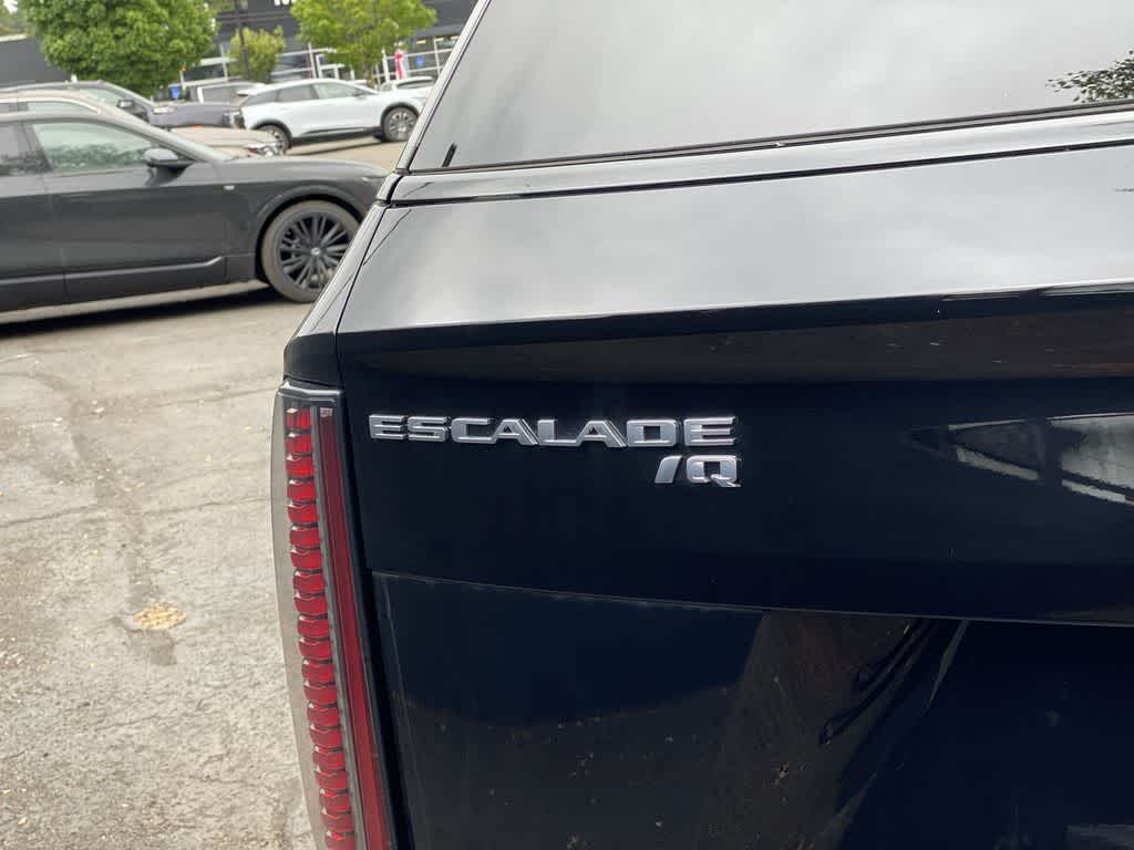2025 Cadillac ESCALADE IQ Sport 1