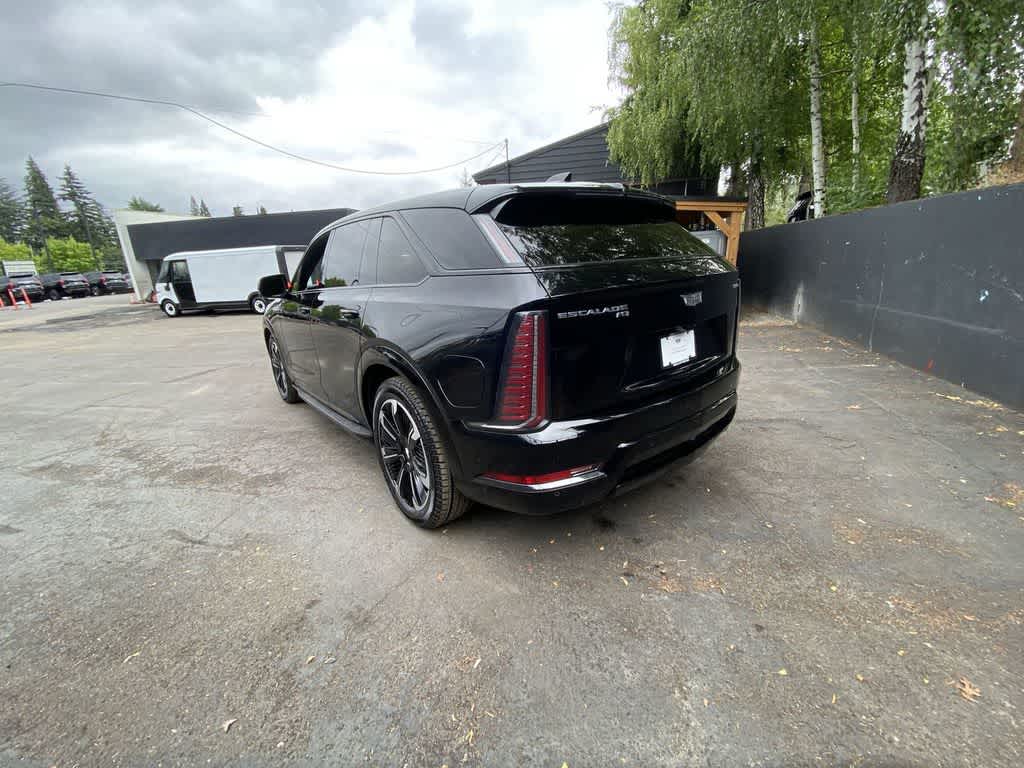 2025 Cadillac ESCALADE IQ Sport 1