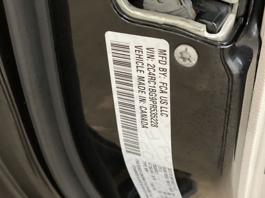 2023 Chrysler Pacifica Touring L