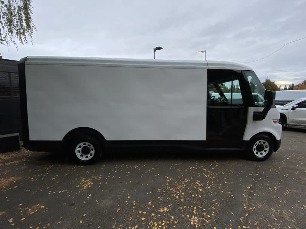 2024 BrightDrop Zevo 600 EJY