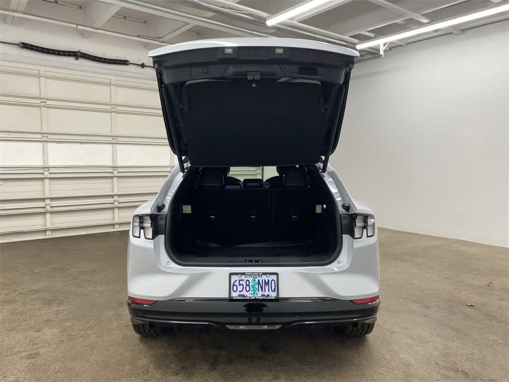 2022 Ford Mustang Mach-E GT