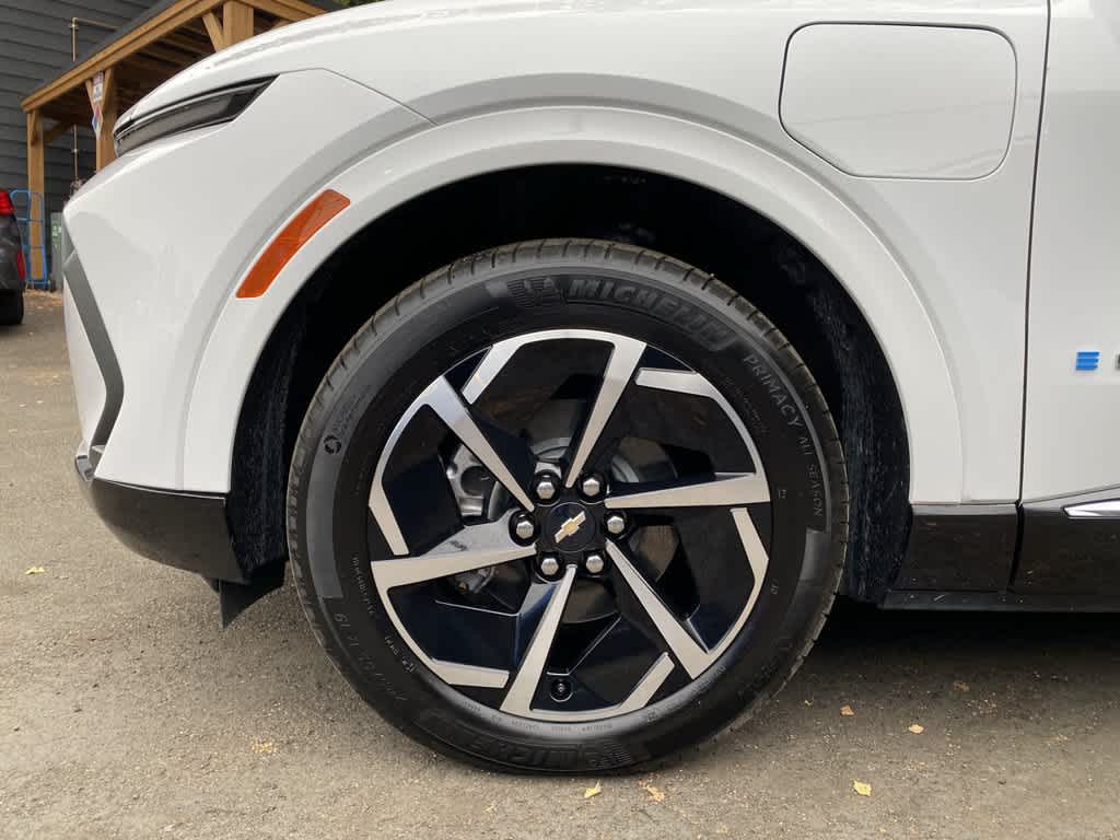 2024 Chevrolet Equinox EV 2LT