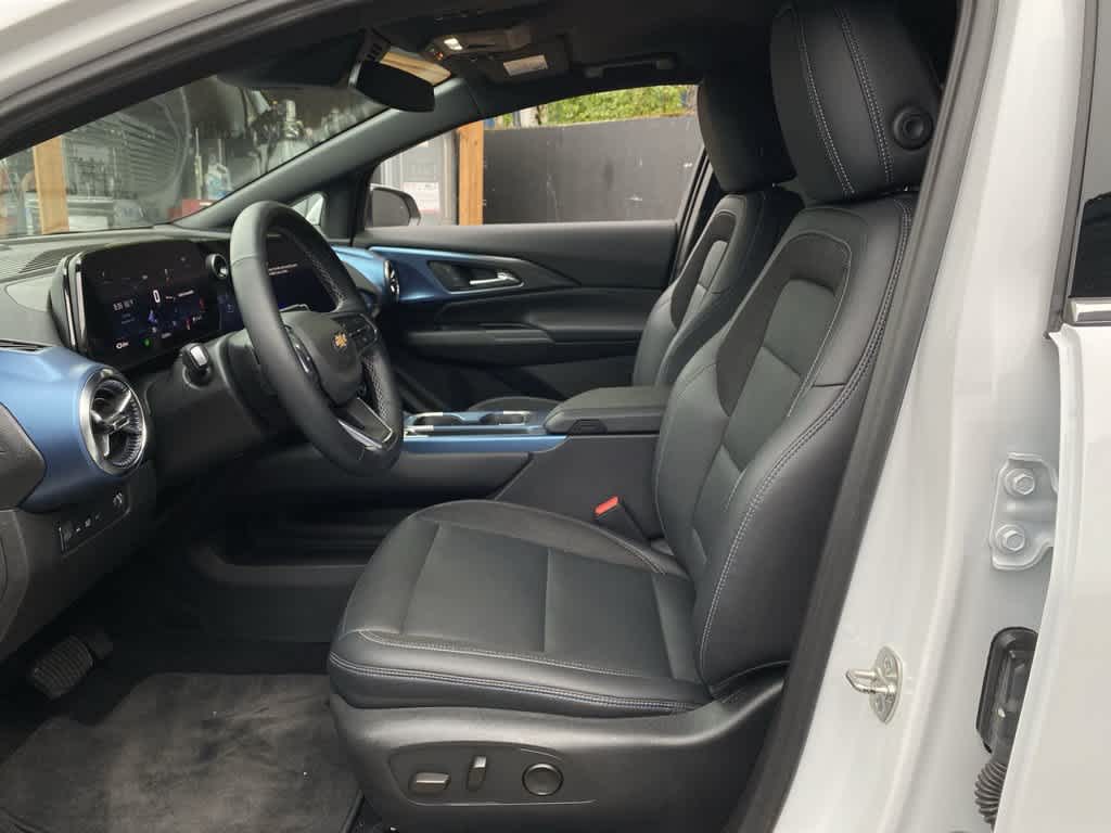 2024 Chevrolet Equinox EV 2LT
