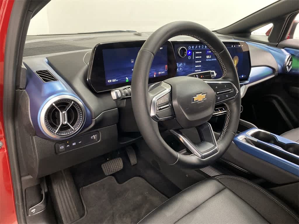 Used 2025 Chevrolet Equinox EV LT with VIN 3GN7DLRP3SS189864 for sale in Portland, OR