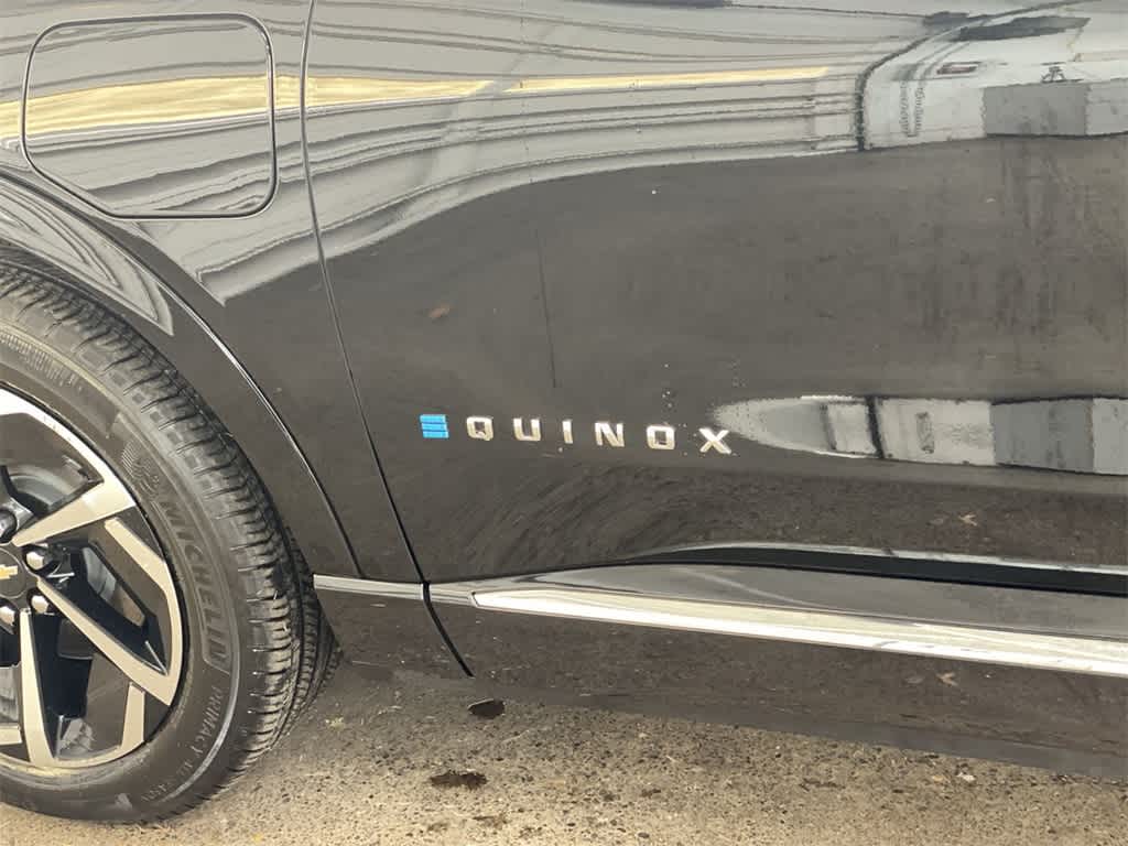 2025 Chevrolet Equinox EV LT