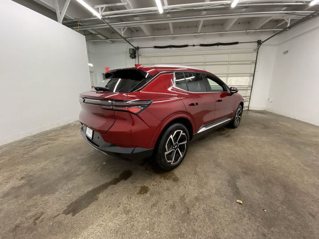 2025 Chevrolet Equinox EV LT