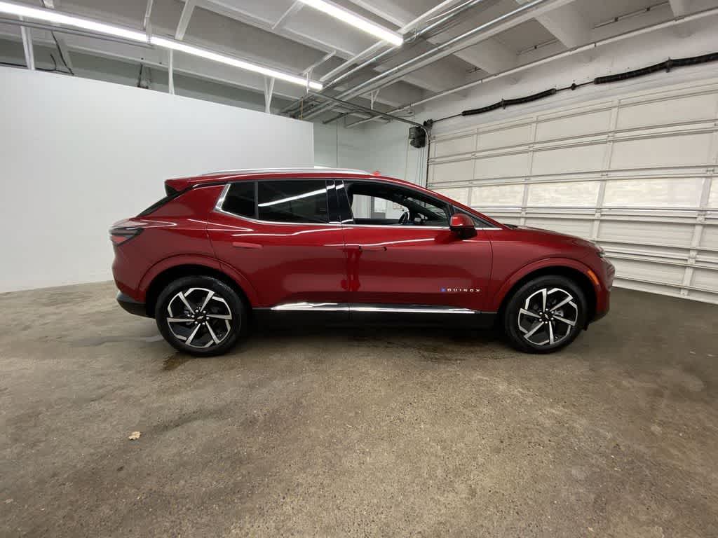 2025 Chevrolet Equinox EV LT