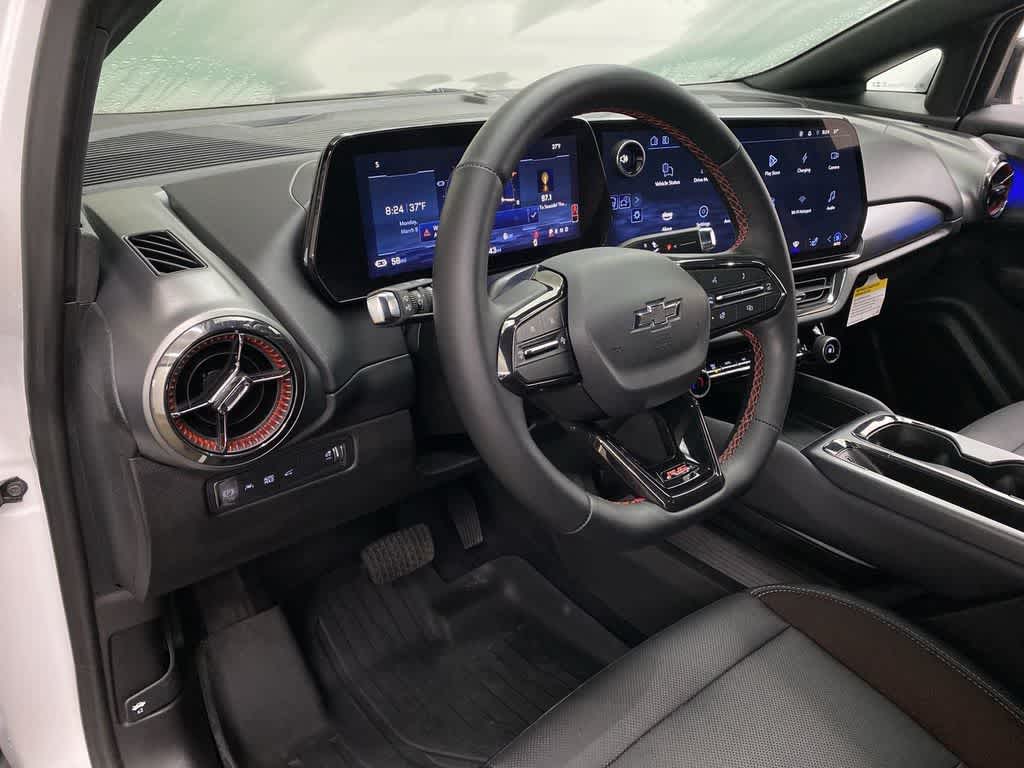 Used 2024 Chevrolet Equinox EV RS with VIN 3GN7DSRR9RS282359 for sale in Portland, OR