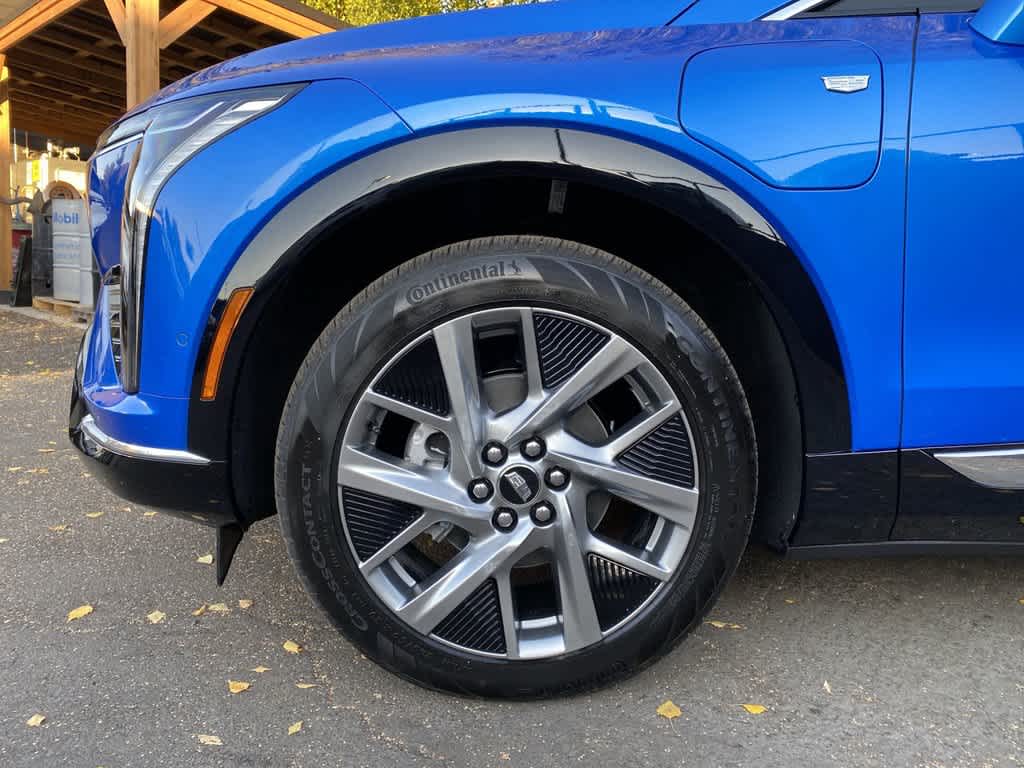 2026 Cadillac OPTIQ Premium Luxury