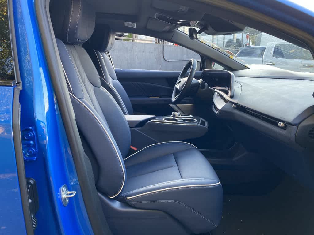 2026 Cadillac OPTIQ Premium Luxury