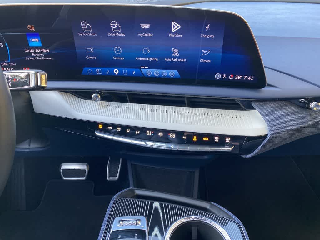 2026 Cadillac OPTIQ Premium Luxury