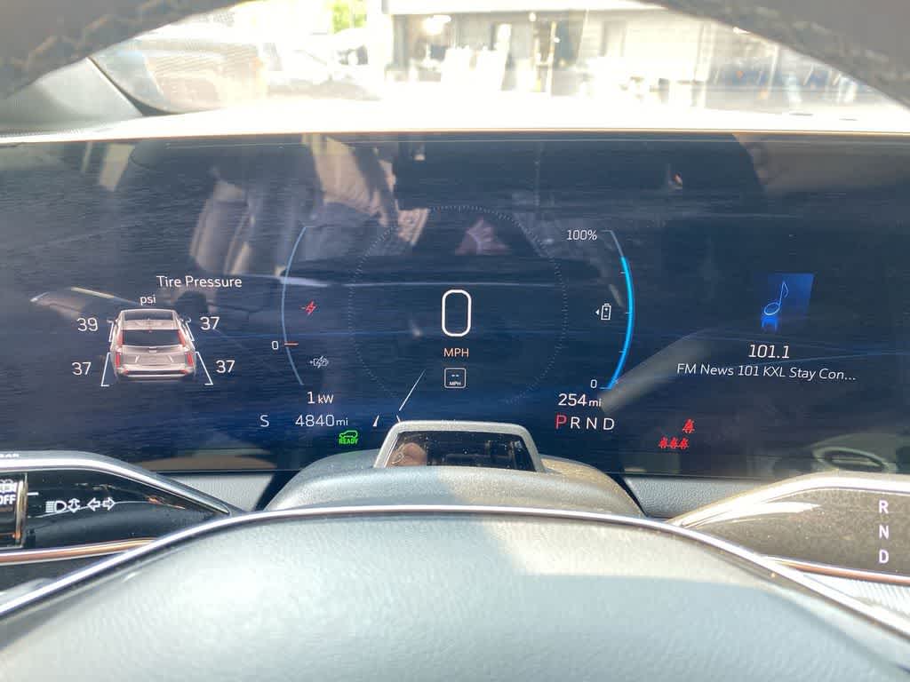2025 Cadillac OPTIQ Sport 2