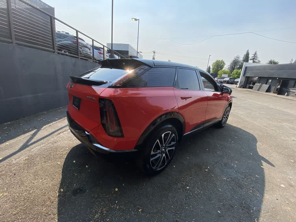 2025 Cadillac OPTIQ Sport 2