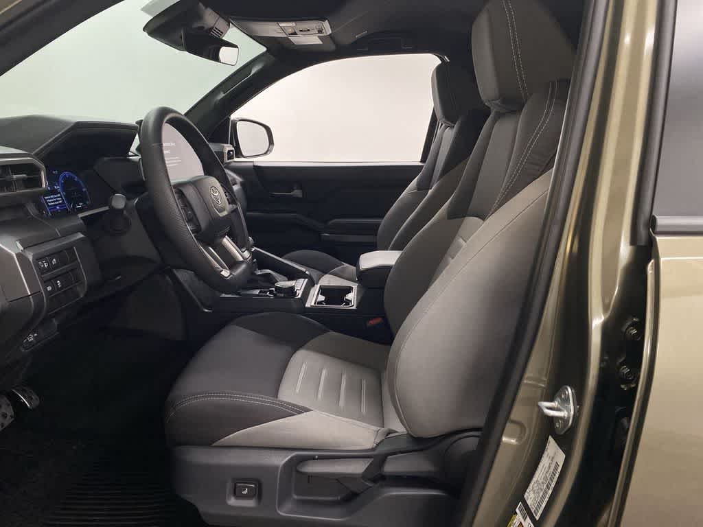 2024 Toyota Tacoma 4WD SR5