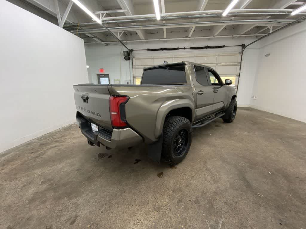 2024 Toyota Tacoma 4WD SR5