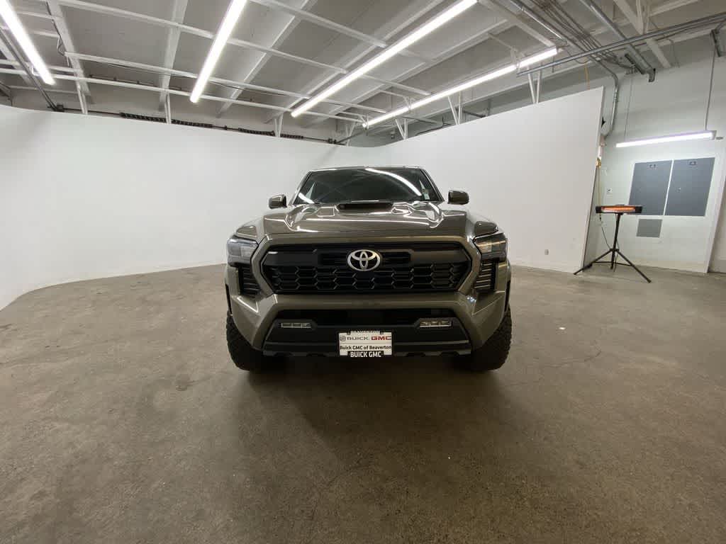 2024 Toyota Tacoma 4WD SR5