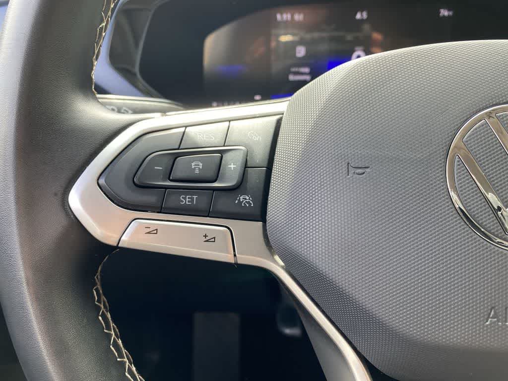 2024 Volkswagen Taos SE